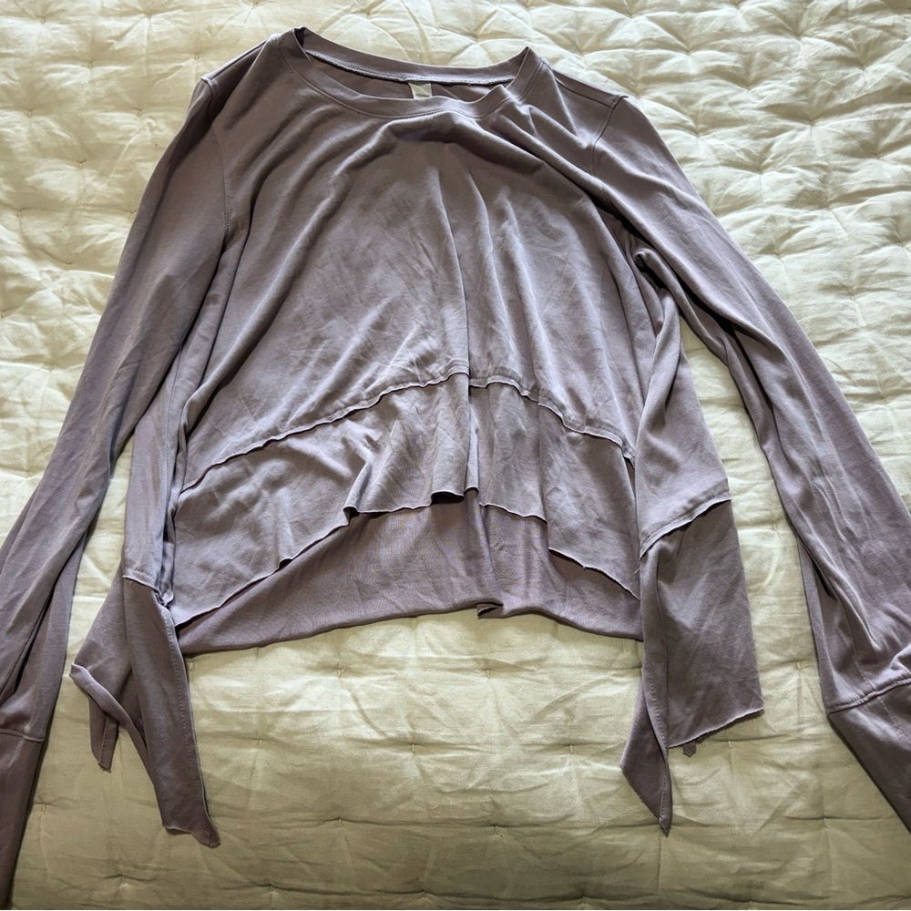 Women's Lavender Long Sleeve Athletic Top
